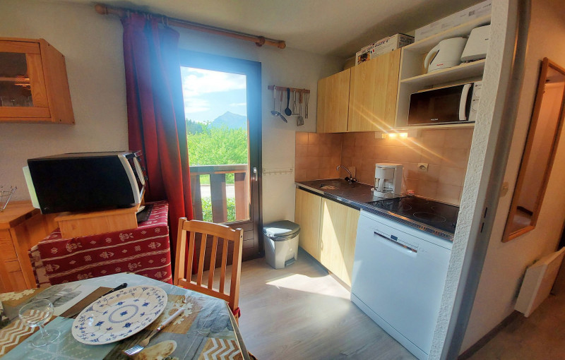 _lv_images__lot_0109021995_05_3594959