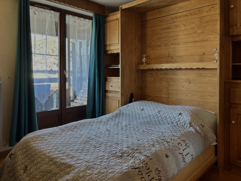 _lv_images__lot_0109021999_06_3562100