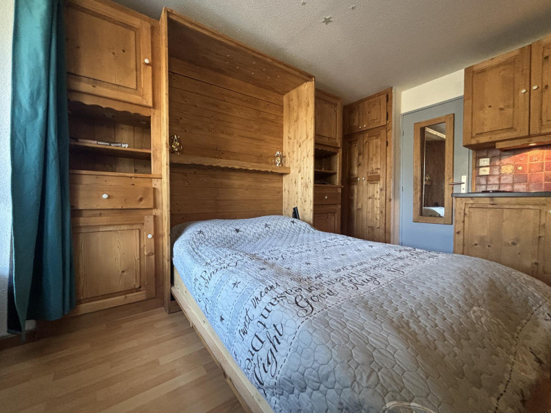 _lv_images__lot_0109021999_08_3316976