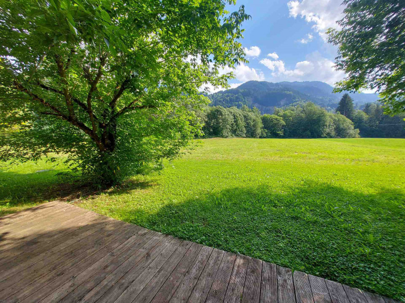 _lv_images__lot_0109022009_12_3701794