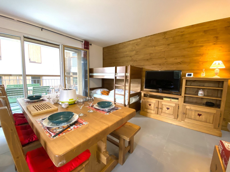 _lv_images__lot_0109022013_04_3261787