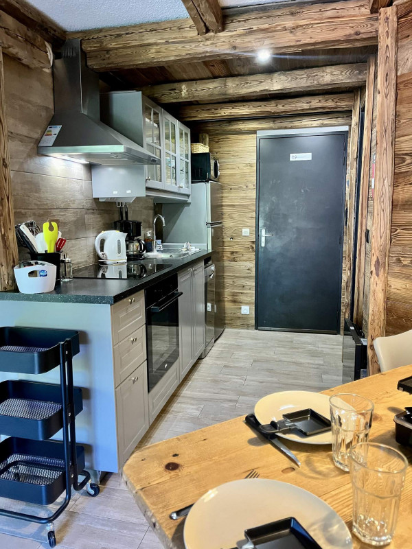 _lv_images__lot_0109022021_08_3379645