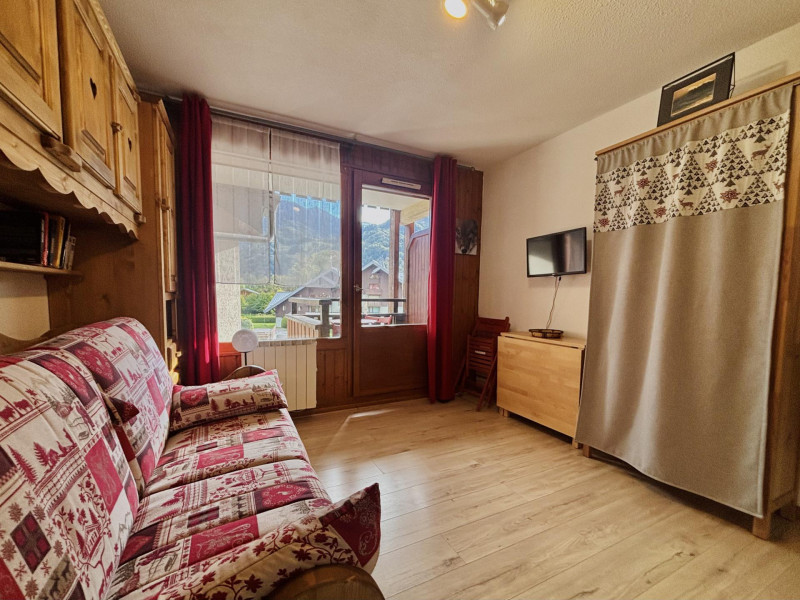 _lv_images__lot_0109022026_12_3396065