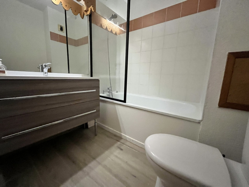 _lv_images__lot_0109022037_06_3408552