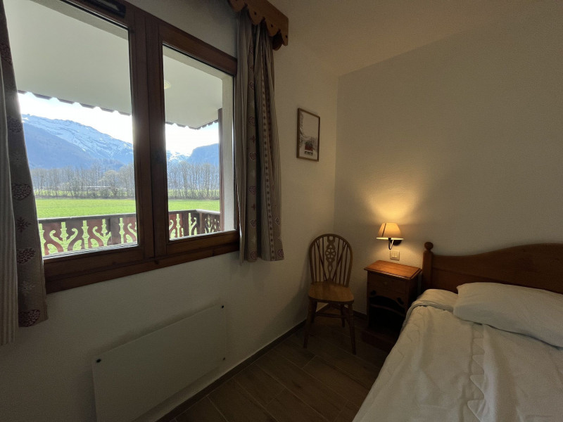 _lv_images__lot_0109022037_09_3003648