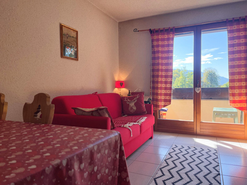 _lv_images__lot_0109022043_03_3050084