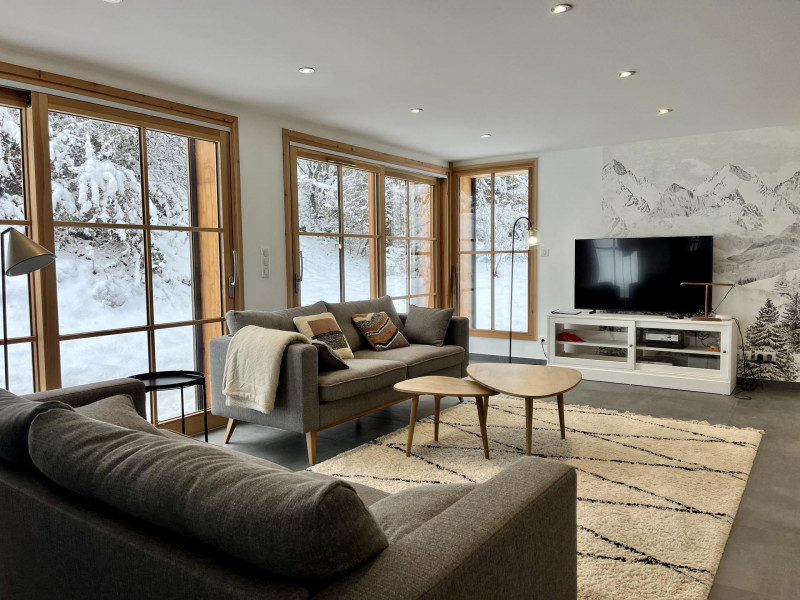 _lv_images__lot_0109022053_01_3697764