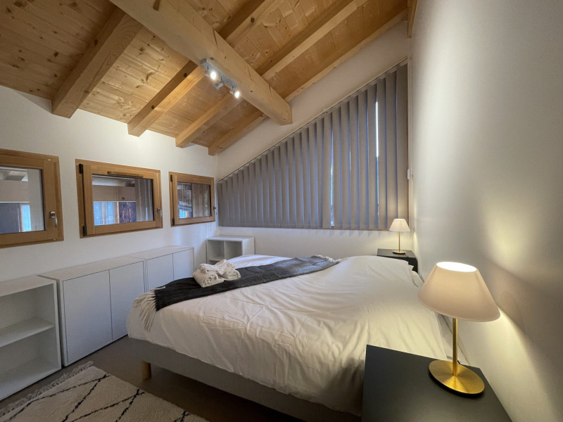 _lv_images__lot_0109022053_06_3307795