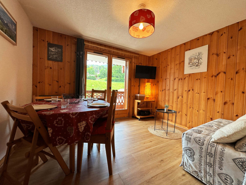 _lv_images__lot_0109022072_02_3304579