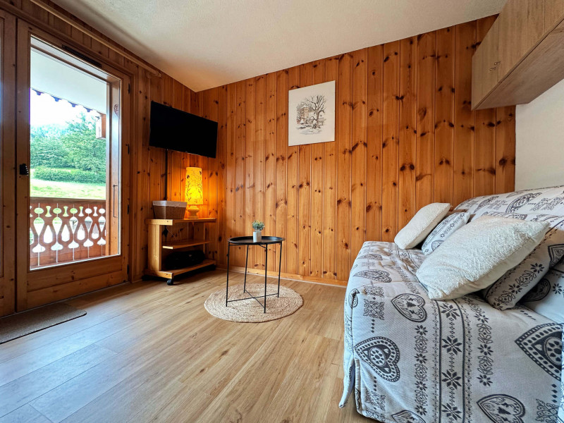 _lv_images__lot_0109022072_06_3703803