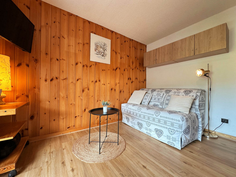 _lv_images__lot_0109022072_07_3019088