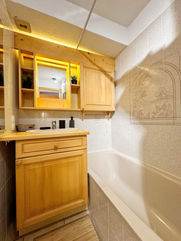 _lv_images__lot_0109022072_12_3270920