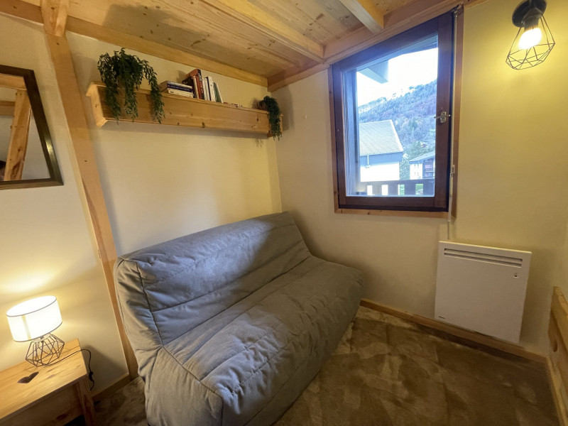 _lv_images__lot_0109022079_10_2813228