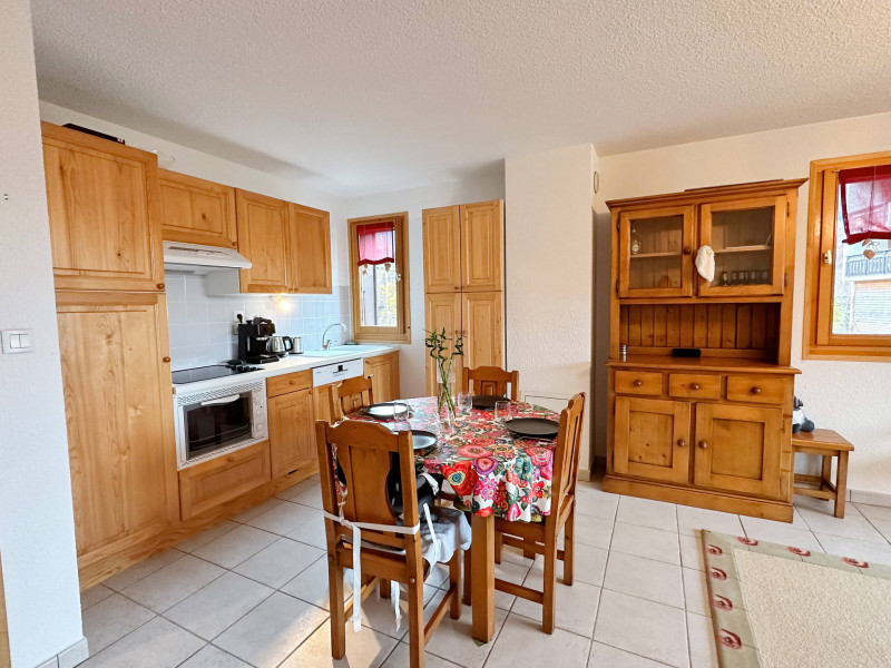 _lv_images__lot_0109022081_04_3170546