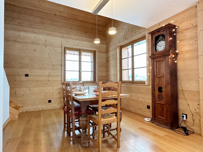 _lv_images__lot_0109022084_04_3320361