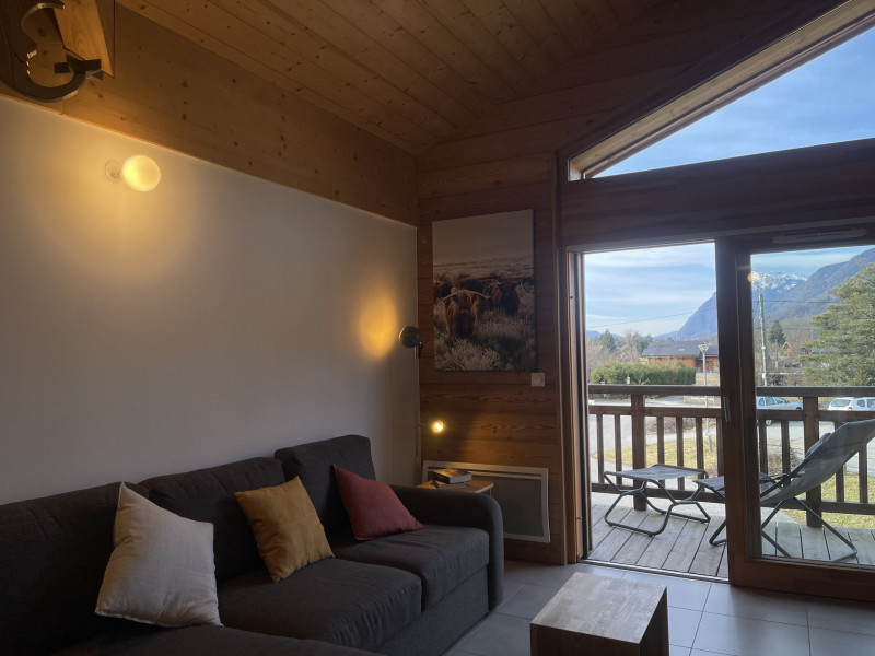 _lv_images__lot_0109022090_05_2799009