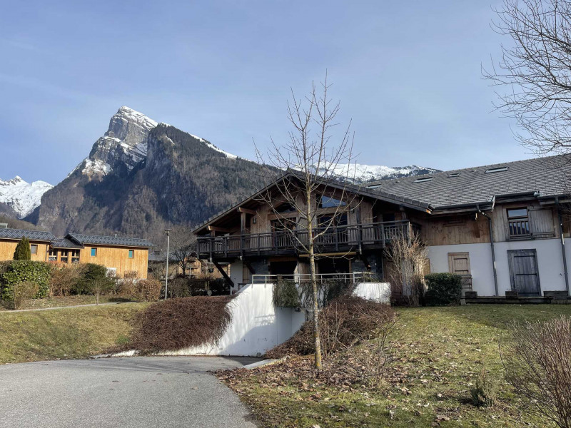 _lv_images__lot_0109022090_13_3019182