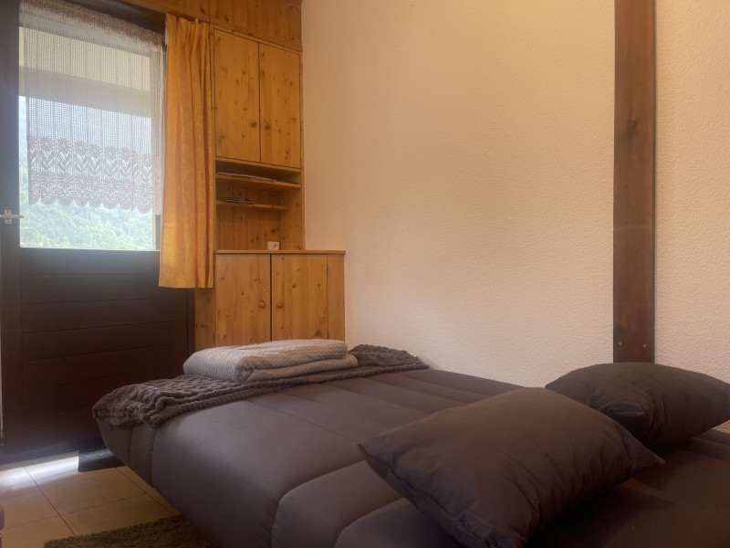 _lv_images__lot_0109022093_11_3759401