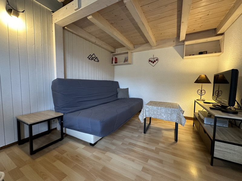 _lv_images__lot_0109022108_04_3073089