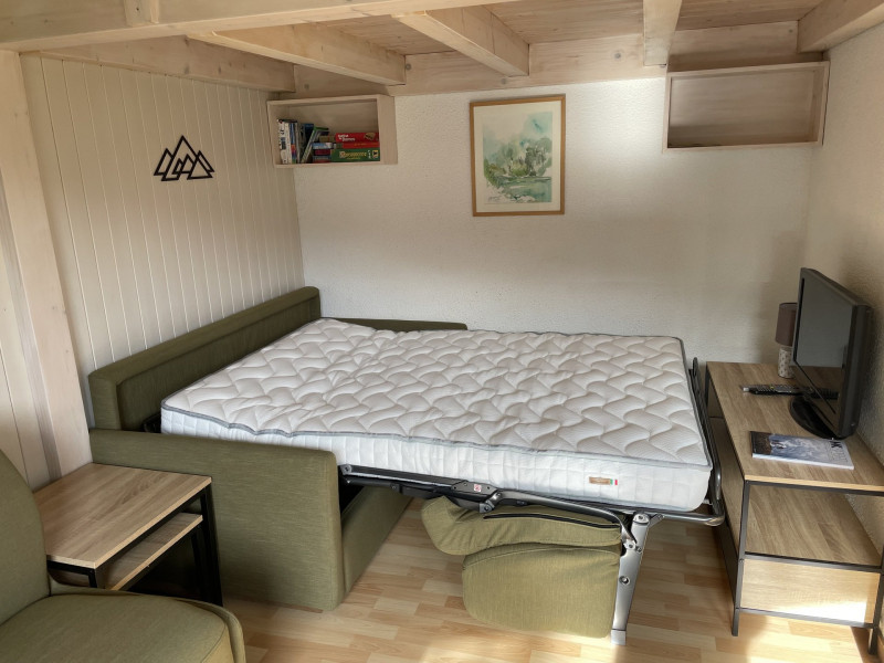 _lv_images__lot_0109022108_07_3406813