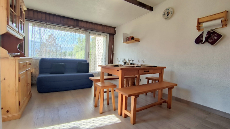 _lv_images__lot_0109022114_02_3392234