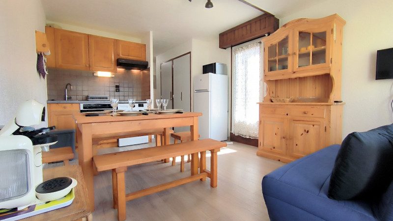 _lv_images__lot_0109022114_03_3528375