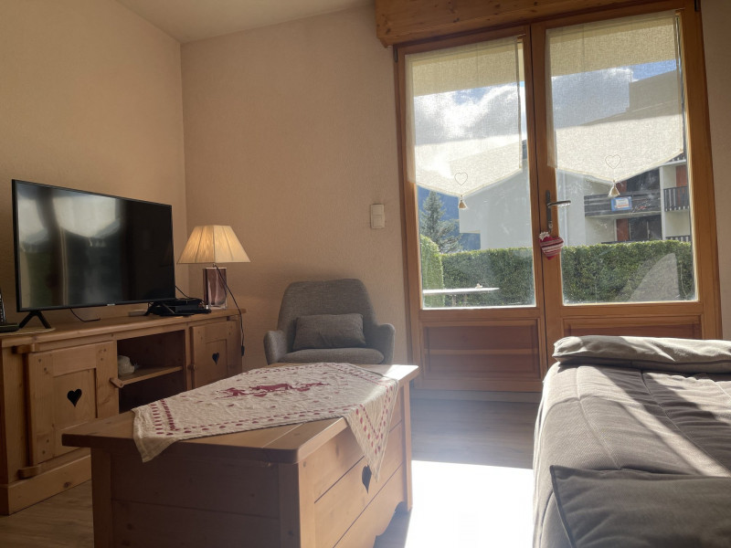 _lv_images__lot_0109022115_02_3253319