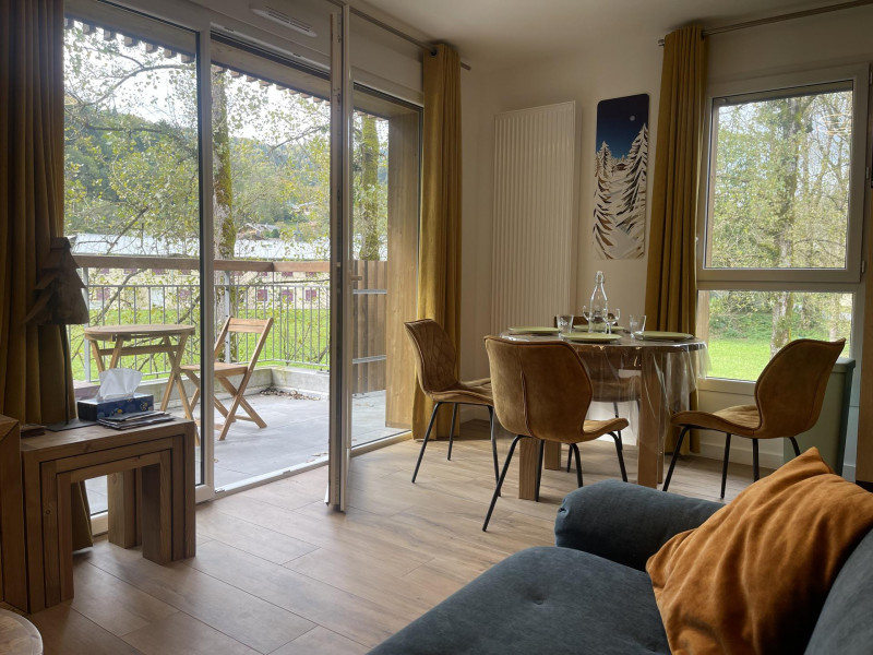 _lv_images__lot_0109022123_01_3403587