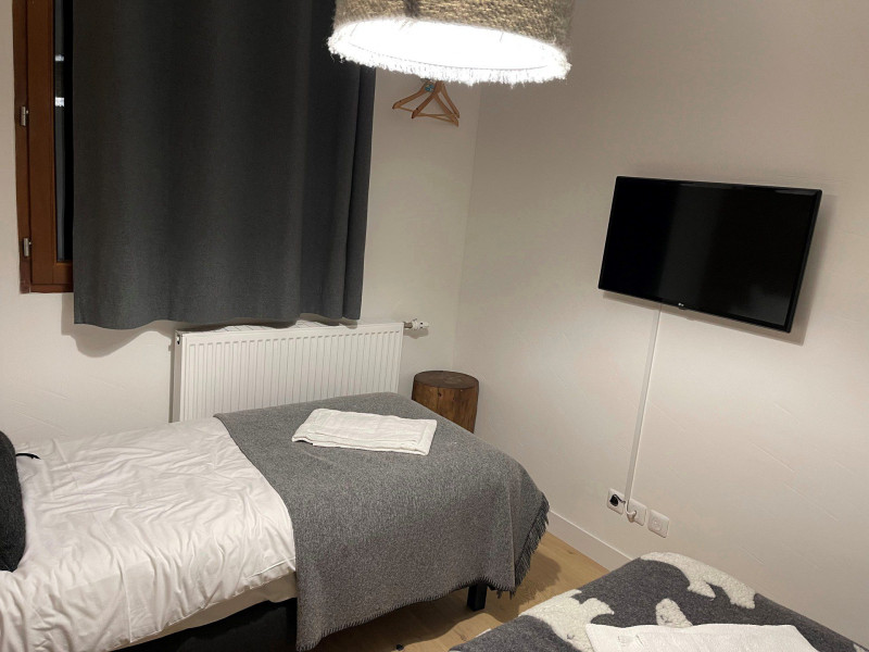 _lv_images__lot_0109022126_05_3566235