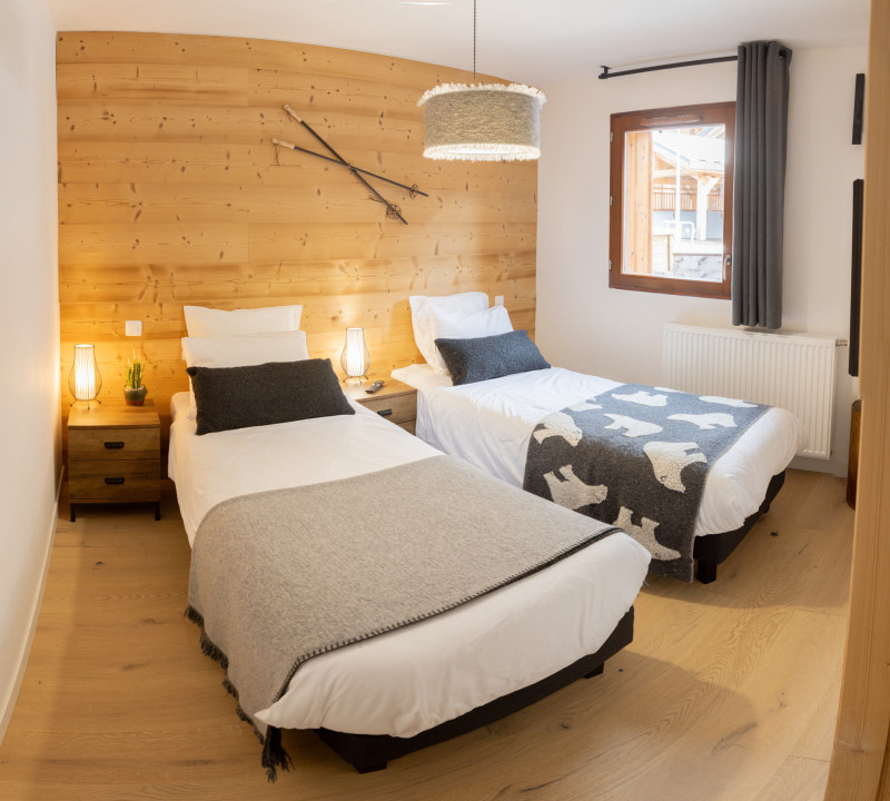 _lv_images__lot_0109022126_10_3581671