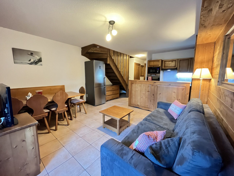 _lv_images__lot_0109022127_03_3725218