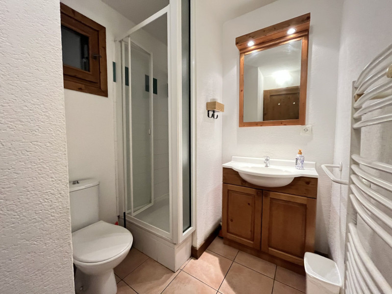 _lv_images__lot_0109022127_13_2758004
