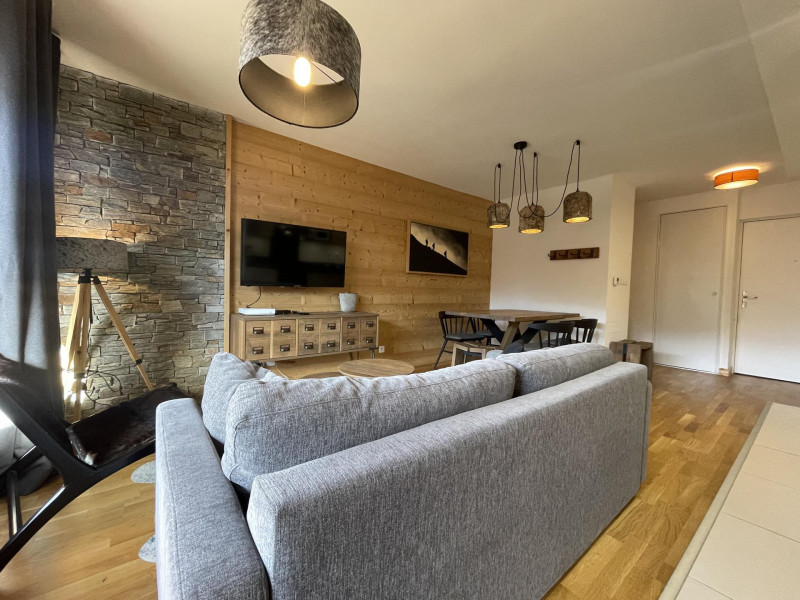 _lv_images__lot_0109022130_05_3691589