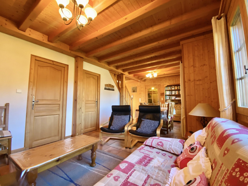 _lv_images__lot_0109022134_03_3304794