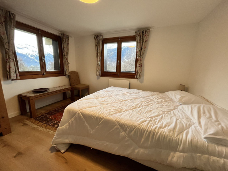 _lv_images__lot_0109022142_13_3307982