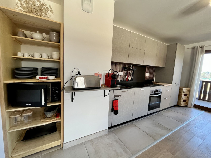 _lv_images__lot_0109022143_04_3400903