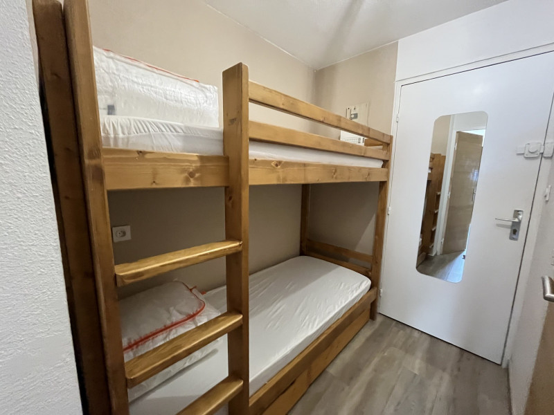 _lv_images__lot_0109022148_11_3582715