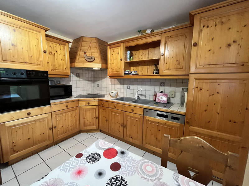 _lv_images__lot_0109022153_04_3403717