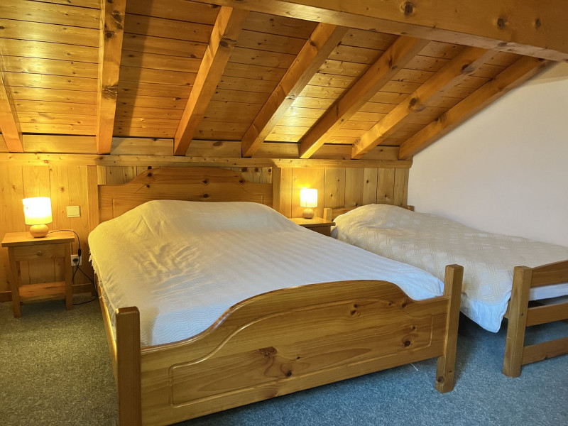 _lv_images__lot_0109022153_09_3691845