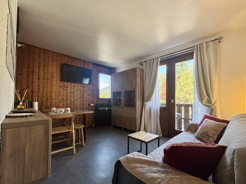 _lv_images__lot_0109022155_07_3711484