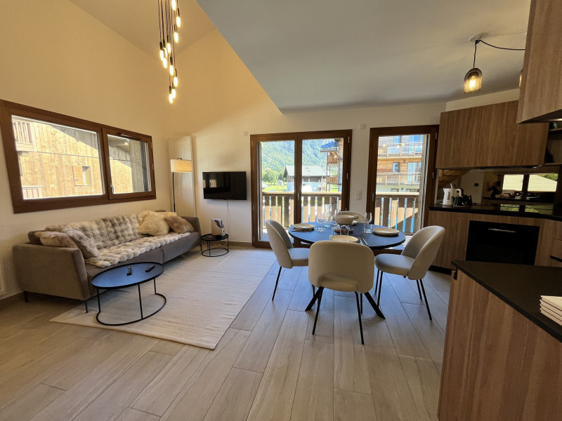 _lv_images__lot_0109022156_05_3607196