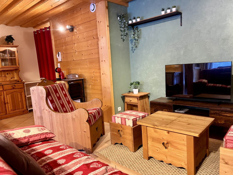 _lv_images__lot_0109022161_02_3573320