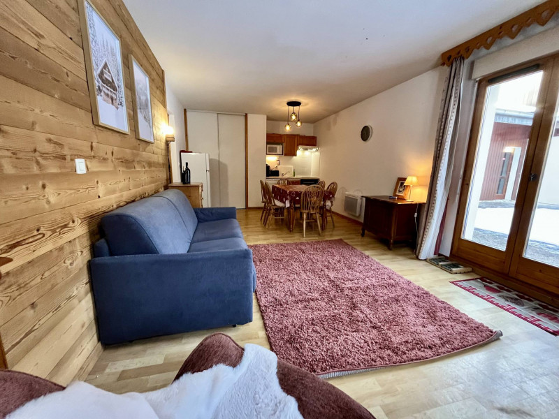 _lv_images__lot_0109022164_01_3472859