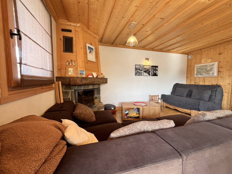 _lv_images__lot_0109022166_02_3725435