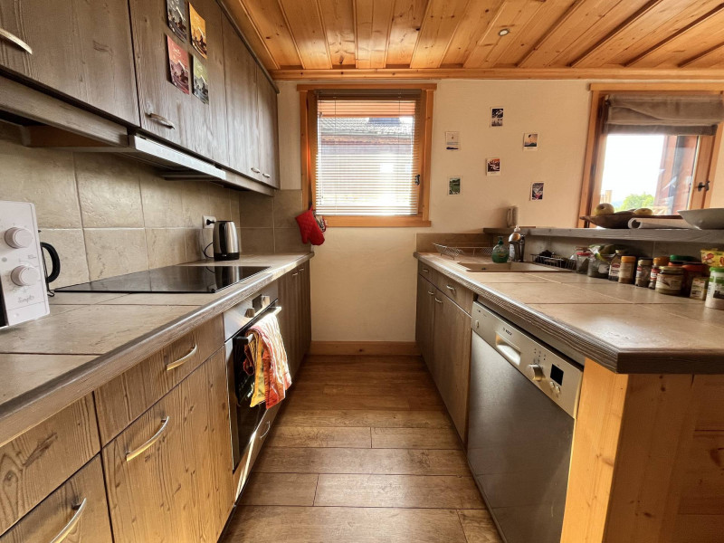 _lv_images__lot_0109022166_06_3725439