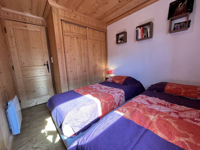 _lv_images__lot_0109022166_09_3725442